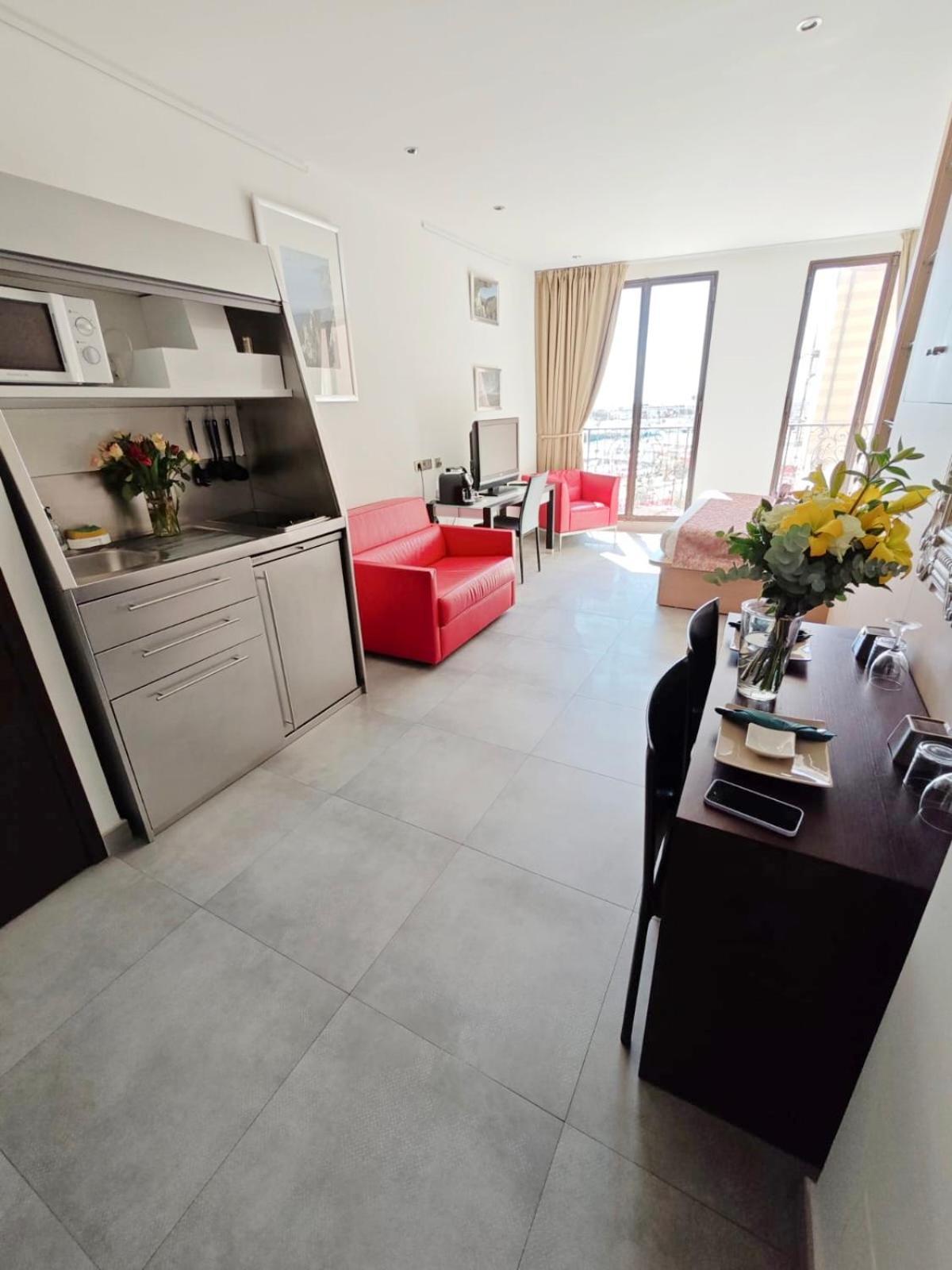 Cassis Loc - Chambre Meublee Ngoại thất bức ảnh
